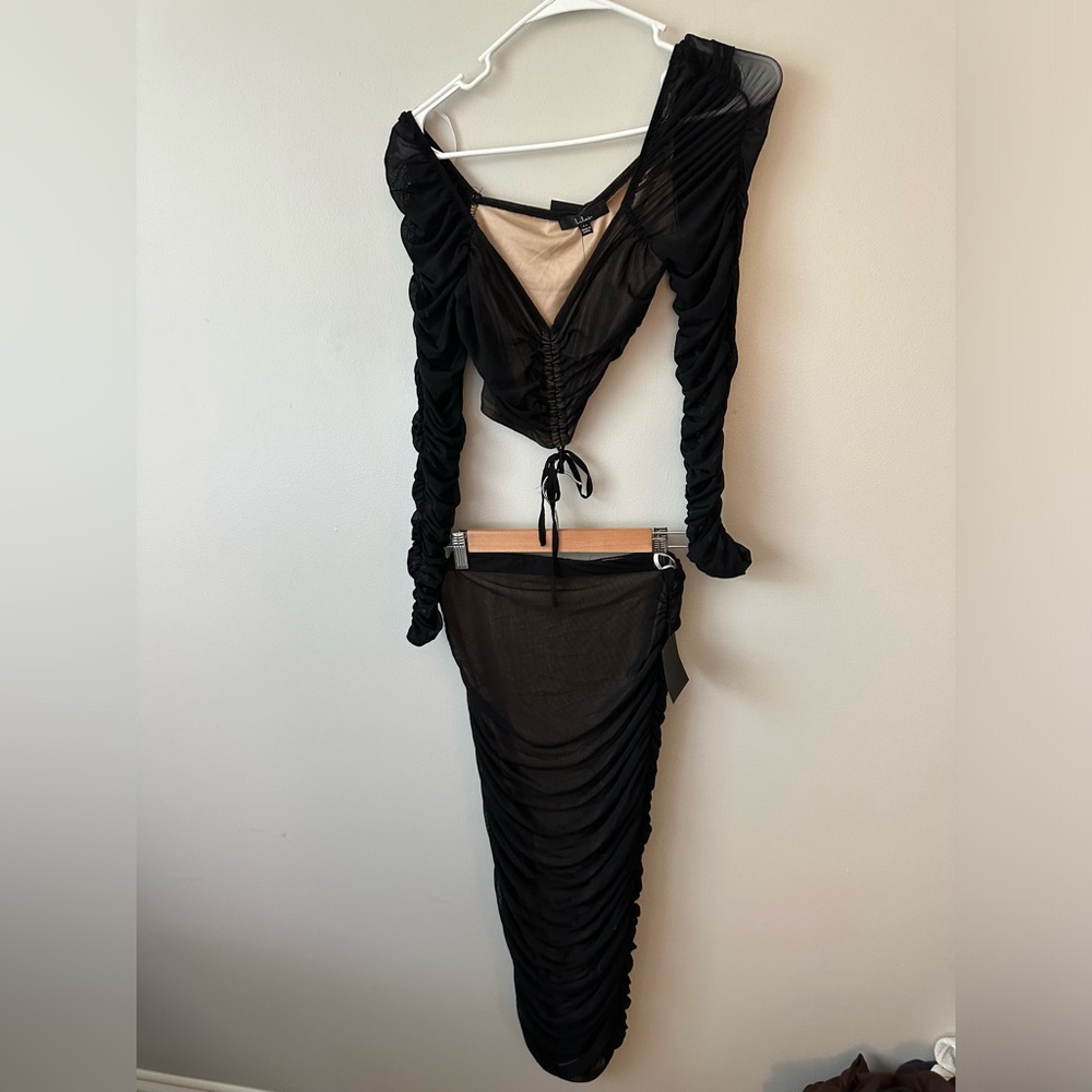 Lulu’s midi skirt and top set